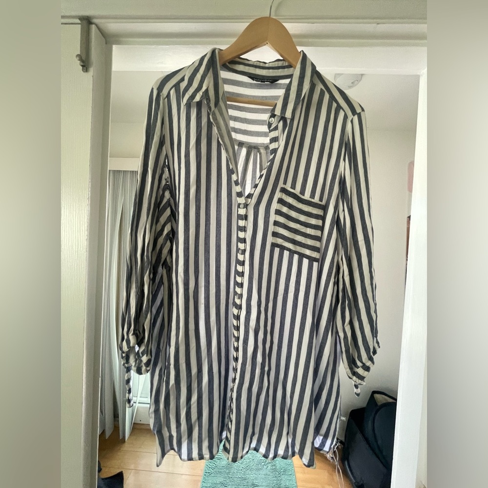 Wild child size 22 women’s shirt.